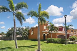 10100 Tin Maple Dr, Estero, FL 33928, Sold 07/17/23