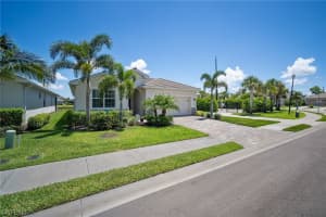 4185 Lemongrass Drive, FORT MYERS, FL 33916 Sold 10/17/23
