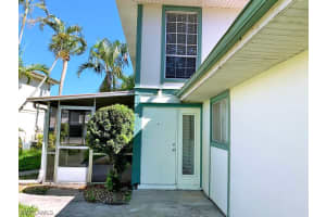 3265 Prince Edward Island Cir Apt 2, Fort Myers, FL 33907, Sold 10/27/23