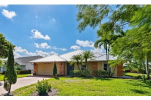 3557 Kent Drive, NAPLES, FL 34112 Sold 11/07/23