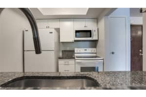 3706 Broadway APT 40, Fort Myers, FL 33901, Sold 09/01/23