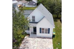 250 Leawood Cir, Naples, FL 34104, Sold 08/04/23