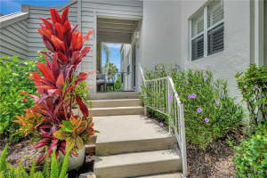 507 Club Side Dr, Naples, FL 34110, Sold 08/25/23