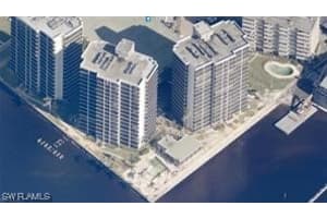 1920 Virginia Ave APT 303, Fort Myers, FL 33901, Sold 09/21/23