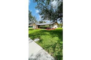 6365 Furman Boulevard, FORT MYERS, FL 33919 Sold 10/11/23