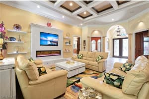 7535 Treeline Dr, Naples, FL 34119, Sold 08/25/23