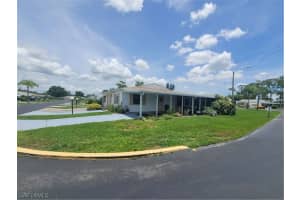 9 Dawn Flower Cir, Lehigh Acres, FL 33936, Sold 08/03/23