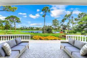 248 CHESHIRE Way, NAPLES, FL 34110 Sold 04/30/24