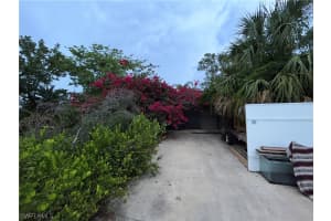 218 Maple Ave S, Lehigh Acres, FL 33936, Sold 08/28/23