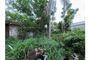 218 Maple Ave S, Lehigh Acres, FL 33936, Sold 08/28/23