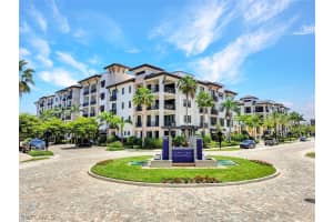 1135 3rd Avenue, NAPLES, FL 34102 Sold 12/06/23