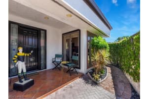 5427 Harbour Castle Dr, Fort Myers, FL 33907, Sold 11/17/23