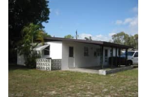1742 Palm Dr, Fort Myers, FL 33907, Sold 10/18/23