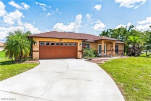 212 Rue Labonne Road, FORT MYERS, FL 33913 Sold 10/31/23