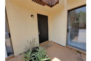 The Village of Cedarbend, 5207 Cedarbend Dr #3, Fort Myers, FL 33919, Sold 08/24/23