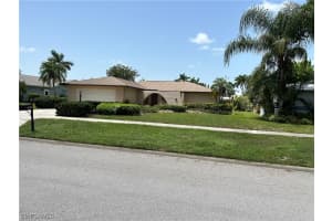 4522 Beechwood Lake Dr, Naples, FL 34112, Sold 11/06/23
