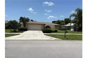 4522 Beechwood Lake Dr, Naples, FL 34112, Sold 11/06/23