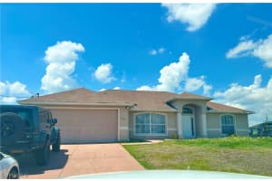 1923 20th Terrace, Cape Coral, FL 33909 - MLS#223049918
