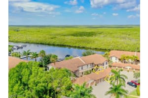 194 Newport Dr, Naples, FL 34114, Sold 09/21/23