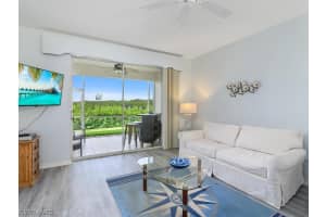 194 Newport Dr, Naples, FL 34114, Sold 09/21/23