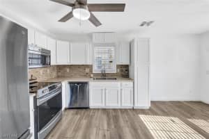 279 Leawood Circle, NAPLES, FL 34104 Sold 12/01/23