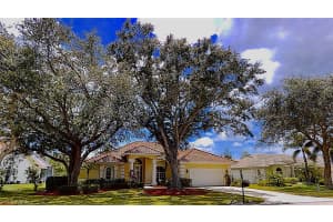 7150 Mill Run Rd, Naples, FL 34109, Sold 10/06/23