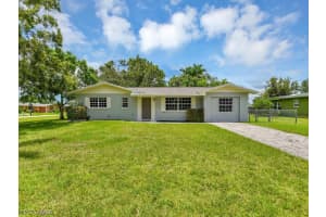121 Charles St, Fort Myers, FL 33905, Sold 08/16/23