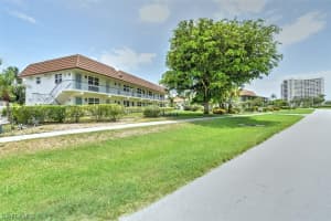 240 Collier Boulevard, MARCO ISLAND, FL 34145 Sold 12/26/23