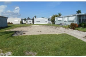 266 Shoreland Drive, Fort Myers, FL 33905 - MLS#223051719