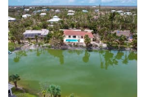 313 Palm Lake Dr, Sanibel, FL 33957, Sold 08/28/23