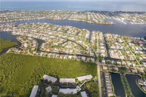 3012 Sandpiper Bay Circle, NAPLES, FL 34112 Sold 11/22/23