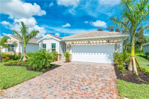 279 TAMARINDO Lane, NAPLES, FL 34114 Sold 12/20/23
