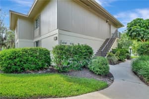 8 Bobolink Ct, Naples, FL 34105, Sold 09/15/23