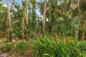 8020 Glen Abbey Cir, Fort Myers, FL 33912, Sold 10/03/23