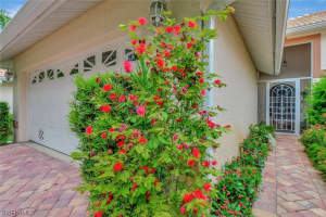 724 Wiggins Bay Dr 9 9l, Naples, FL 34110, Sold 04/15/24