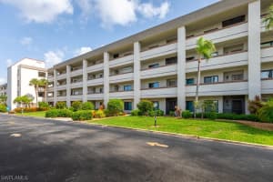 7402 Lake Breeze Dr APT 211, Fort Myers, FL 33907, Sold 04/25/25