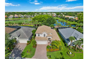 23624 Via Carino Lane, BONITA SPRINGS, FL 34135 Sold 04/05/24