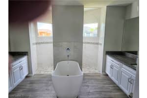 129 28th Terrace, Cape Coral, FL 33914 - MLS#223054118