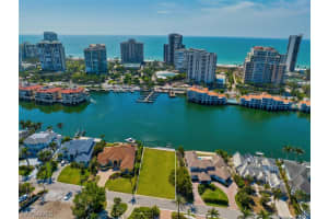 315 Neapolitan Way, NAPLES, FL 34103 Sold 04/28/25