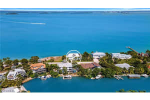 1558 San Carlos Bay Dr, Sanibel, FL 33957, Sold 09/20/23