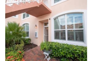 1940 Cascades Dr, Naples, FL 34112, Sold 09/29/23