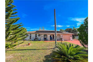 265 Ground Dove Cir SE, Lehigh Acres, FL 33936, Sold 11/10/23