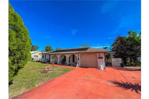 265 Ground Dove Cir SE, Lehigh Acres, FL 33936, Sold 11/10/23