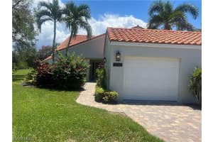 570 Beachwalk Circle, NAPLES, FL 34108 Sold 11/15/23