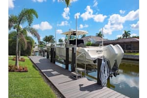 1935 Snook Dr, Naples, FL 34102, Sold 09/05/23