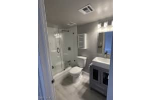 5 High Point Circle, NAPLES, FL 34103 Sold 04/07/24