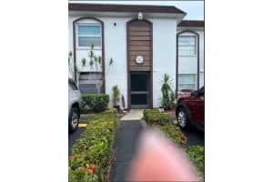 2828 Jackson St APT L4, Fort Myers, FL 33901, Sold 09/25/23