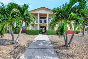 3706 Broadway APT 4, Fort Myers, FL 33901, Sold 08/28/23
