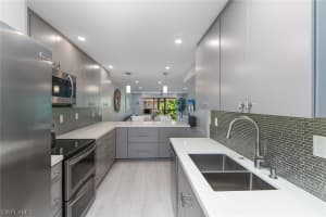 1000 Swallow Avenue, MARCO ISLAND, FL 34145 Sold 01/17/24