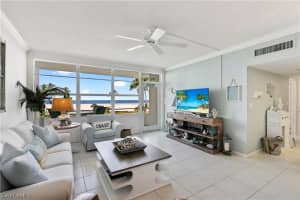 220 Seaview Court, MARCO ISLAND, FL 34145 Sold 12/04/23